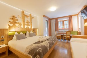 Camera Tripla Classic Berghotel Miramonti